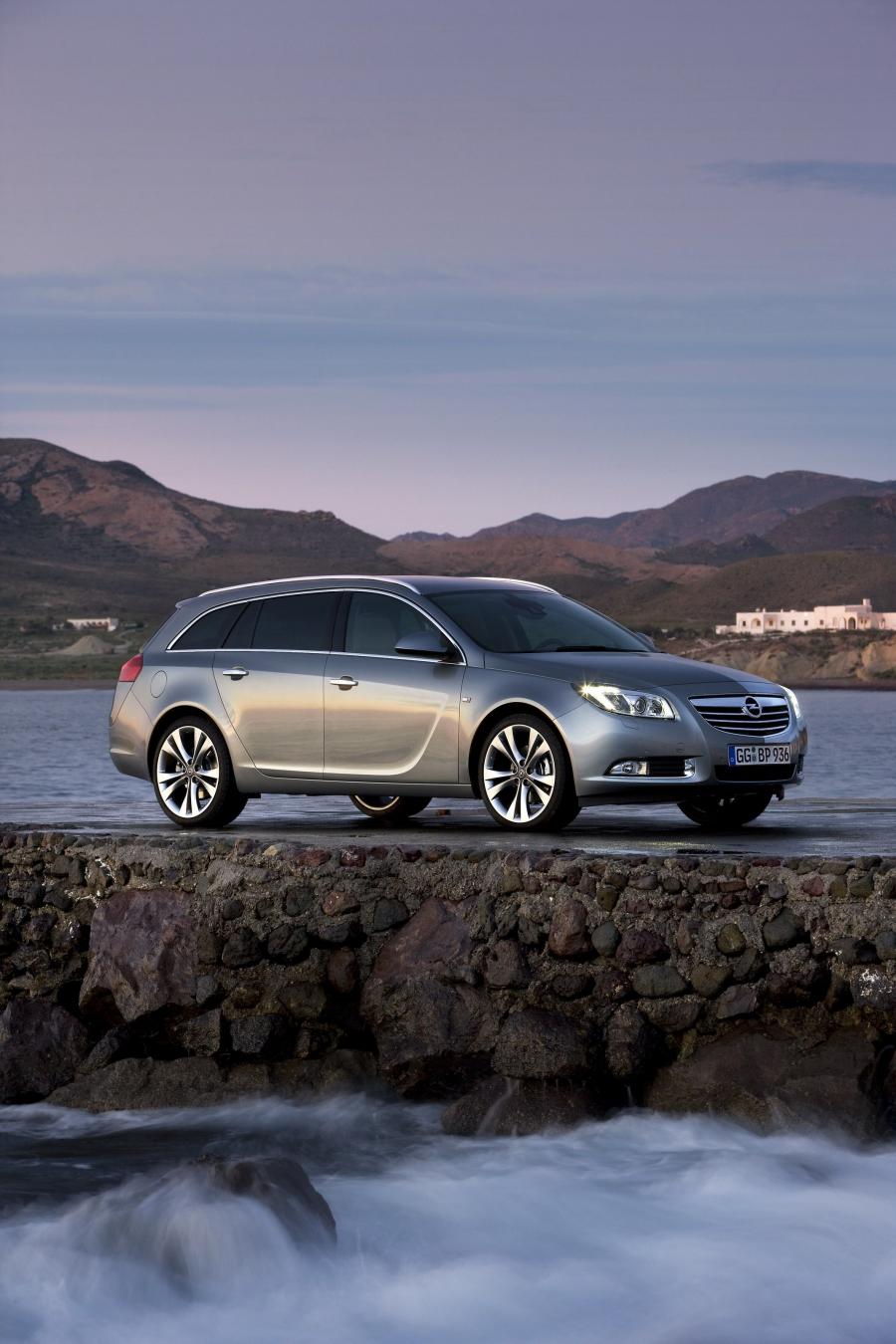  Opel Insignia Sports Tourer 2008 года  (фото 65 из 127)